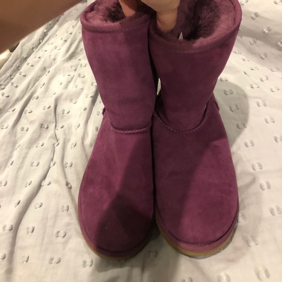 Ugg boots / Size 8 adults Size 6 children - Picture 1 of 5